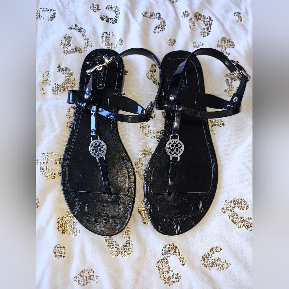 Designer Coach Sandals Black Open Toe Strapy Flats Womens Shoe Size 36 (6)